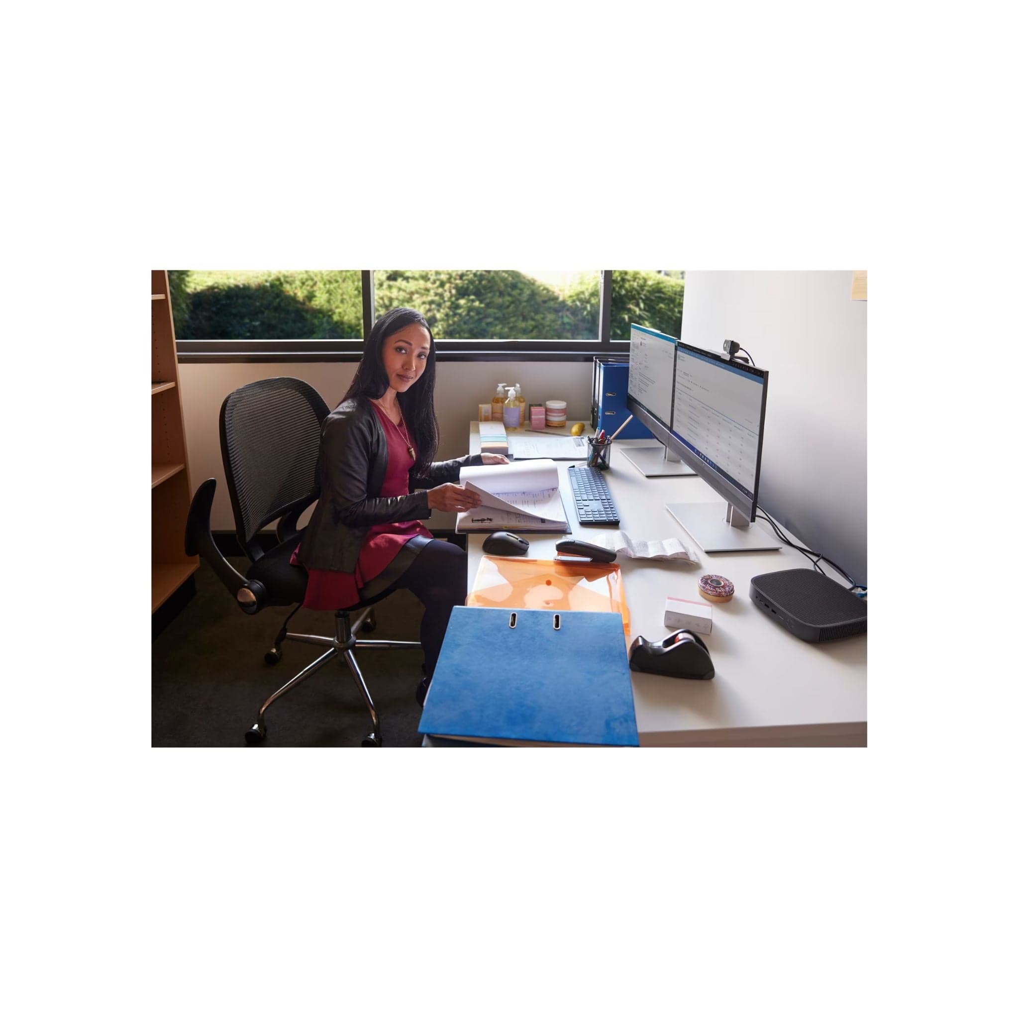 HP Webcam HP 320 FHD 1080p Webcam – Works with Zoom, Chrome & Microsoft Teams